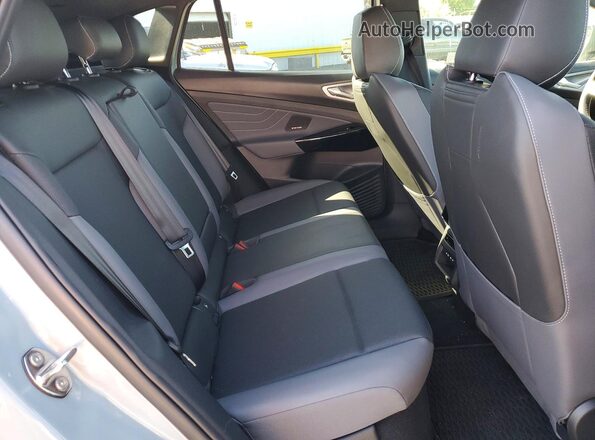 1V2JSPE83SC013783 2025 VOLKSWAGEN ID.4 Charcoal Widok wnętrza z tyłu
