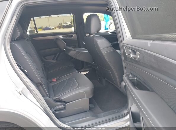 1V2KE2CA1SC229815 2025 VOLKSWAGEN ATLAS Silver Widok naklejki z numerem VIN