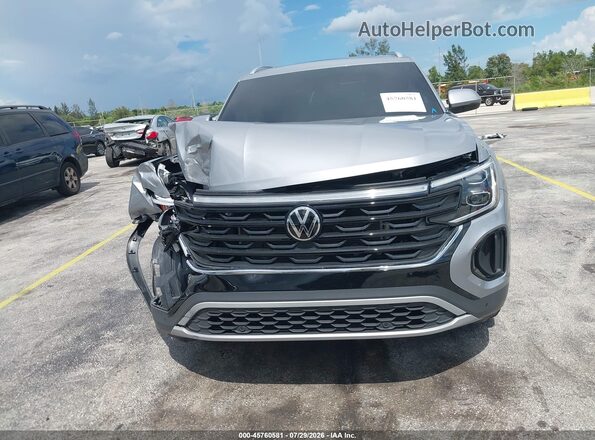 1V2KE2CA1SC229815 2025 VOLKSWAGEN ATLAS Silver Widok zestawu wskaźników