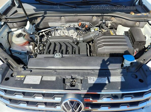 1V2KR2CA4JC508727 2018 VOLKSWAGEN ATLAS White Widok komory silnika