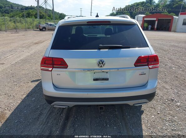 1V2KR2CA4JC576963 2018 VOLKSWAGEN ATLAS Silver 