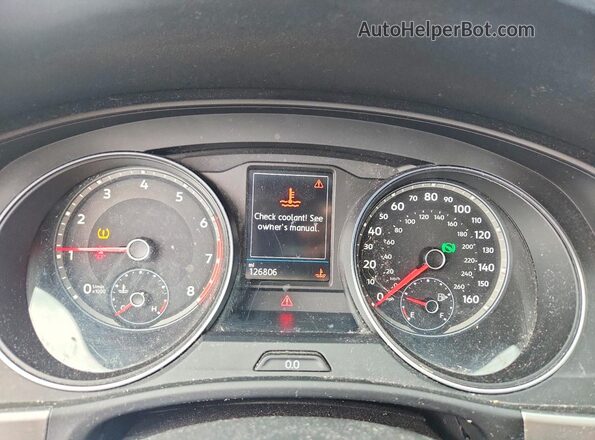 1V2KR2CA7JC563785 2018 VOLKSWAGEN ATLAS Silver Vista del cuadro de instrumentos