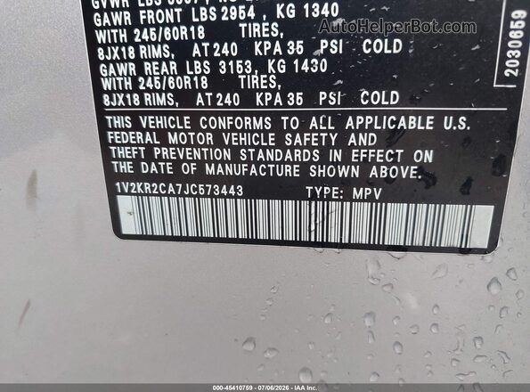 1V2KR2CA7JC573443 2018 VOLKSWAGEN ATLAS Silver Widok komory silnika