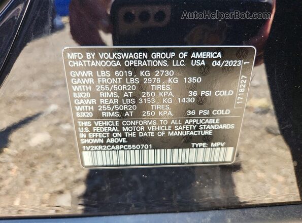 1V2KR2CA8PC550701 2023 VOLKSWAGEN ATLAS Black Widok naklejki z numerem VIN