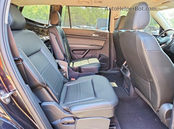 1V2KR2CA8PC550701 2023 VOLKSWAGEN ATLAS Black Widok wnętrza z tyłu
