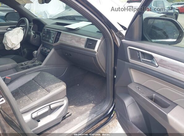 1V2LC2CA1PC220775 2023 VOLKSWAGEN ATLAS Black Widok wnętrza z przodu
