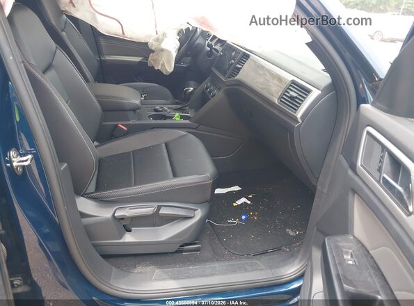 1V2LC2CAXMC200083 2021 VOLKSWAGEN ATLAS Blue Widok wnętrza z przodu