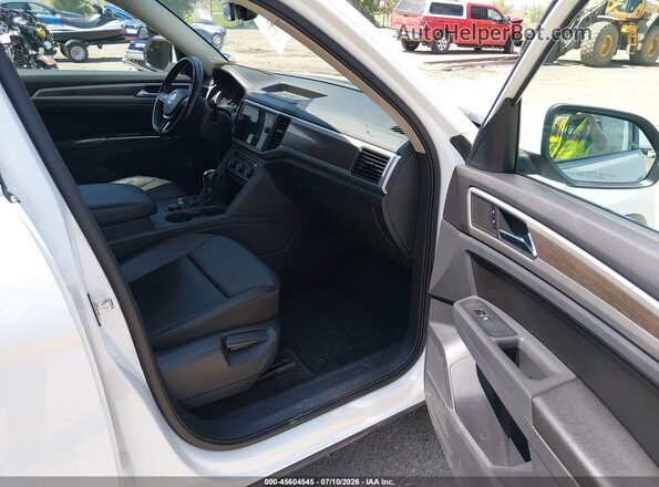 1V2LR2CA1JC502789 2018 VOLKSWAGEN ATLAS White წინა სალონის ხედი