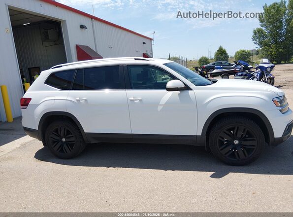 1V2LR2CA1JC502789 2018 VOLKSWAGEN ATLAS White უკანა სალონის ხედი