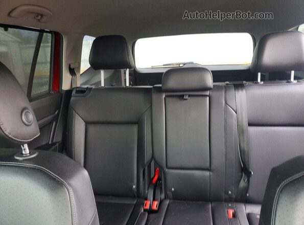 1V2LR2CA4KC559876 2019 VOLKSWAGEN ATLAS Red Widok tylnych siedzeń