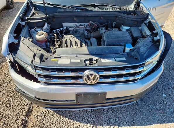 1V2LR2CA5KC515093 2019 VOLKSWAGEN ATLAS Silver Widok komory silnika