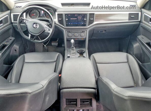 1V2LR2CA8JC590028 2018 VOLKSWAGEN ATLAS Black Widok deski rozdzielczej