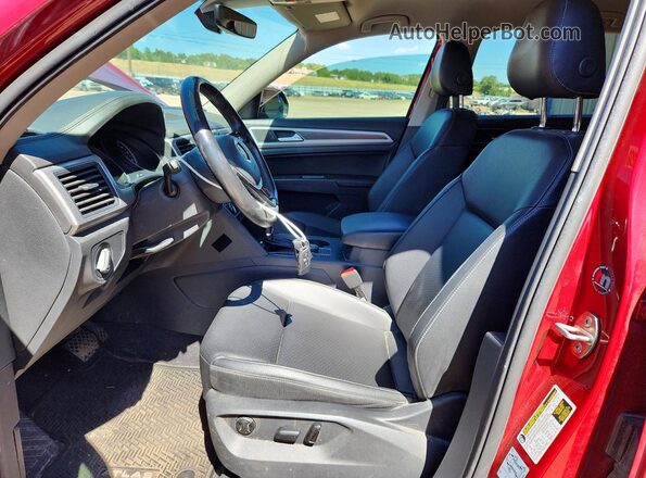 1V2LR2CA9JC589194 2018 VOLKSWAGEN ATLAS Red Вид салону спереду