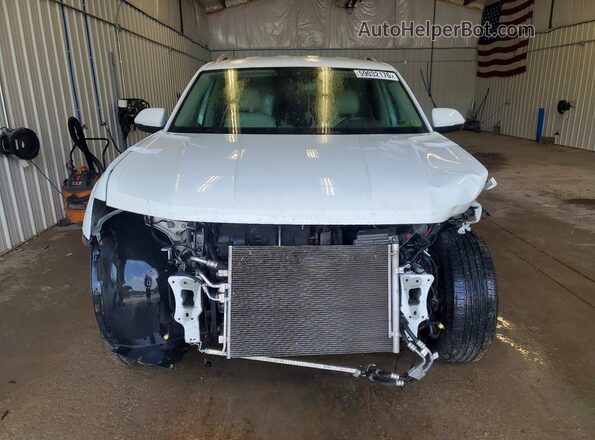 1V2LR2CAXJC579712 2018 VOLKSWAGEN ATLAS White Widok z przodu
