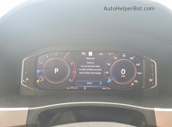 1V2MC2CA4LC204715 2020 VOLKSWAGEN ATLAS Red Вид щитка приладів