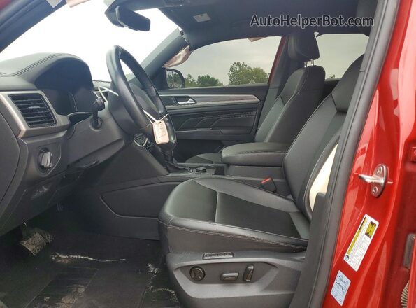 1V2MC2CA4LC204715 2020 VOLKSWAGEN ATLAS Red Вид салону спереду