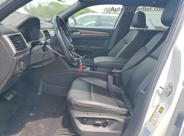 1V2MC2CA9LC204791 2020 VOLKSWAGEN ATLAS White Вид салону спереду