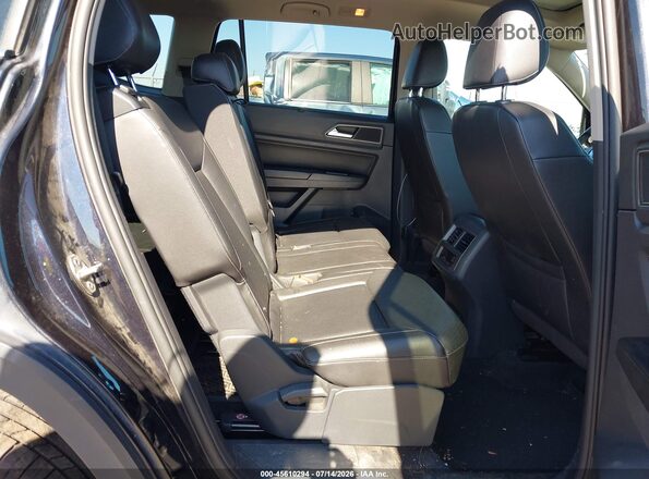 1V2MR2CA1JC545825 2018 VOLKSWAGEN ATLAS Black Vista de la etiqueta del VIN