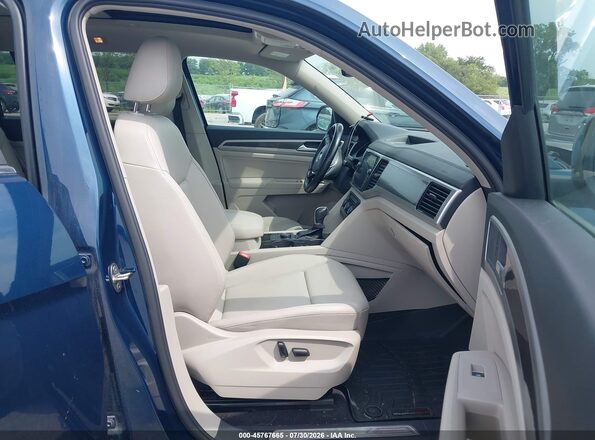 1V2MR2CA2JC535532 2018 VOLKSWAGEN ATLAS Blue Widok wnętrza z przodu