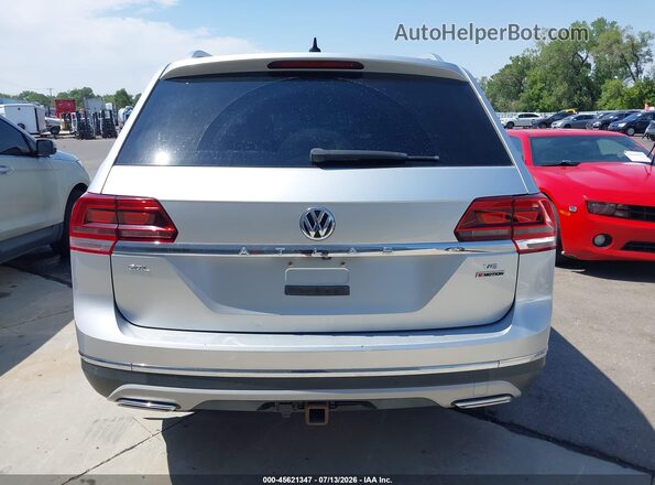 1V2MR2CA3JC561721 2018 VOLKSWAGEN ATLAS Silver 