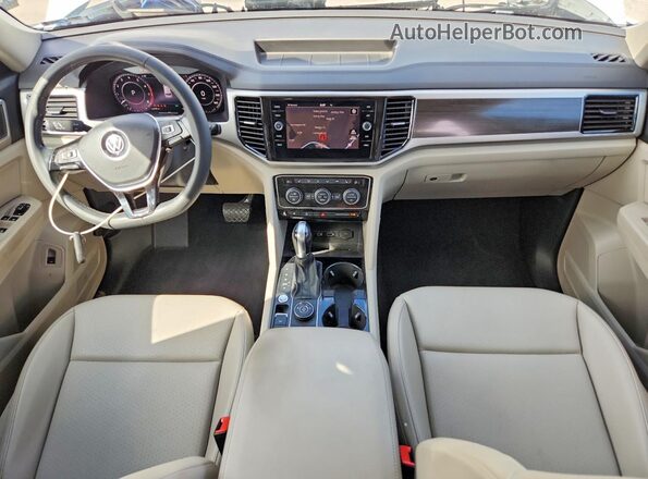1V2MR2CA4KC526932 2019 VOLKSWAGEN ATLAS Белый Вид панели приборов
