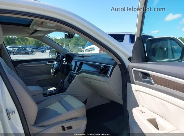 1V2MR2CA8JC502180 2018 VOLKSWAGEN ATLAS White Вид салону спереду