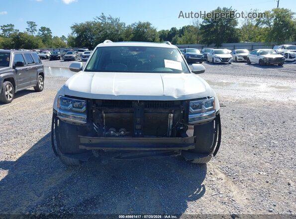 1V2MR2CA8JC502180 2018 VOLKSWAGEN ATLAS White Вид задньої частини салону