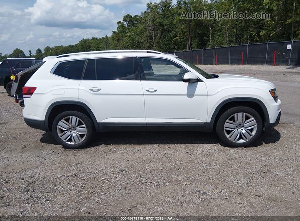 1V2NR2CA1JC524686 2018 VOLKSWAGEN ATLAS White Вид задньої частини салону