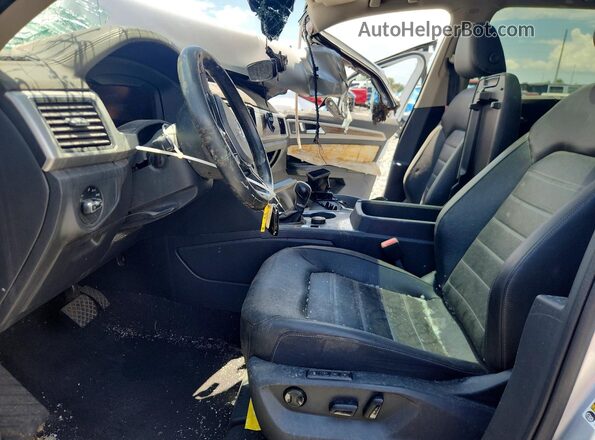 1V2NR2CA2KC521491 2019 VOLKSWAGEN ATLAS Silver Widok wnętrza z przodu