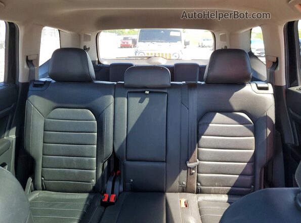 1V2NR2CA8KC544872 2019 VOLKSWAGEN ATLAS Черный Вид задних сидений
