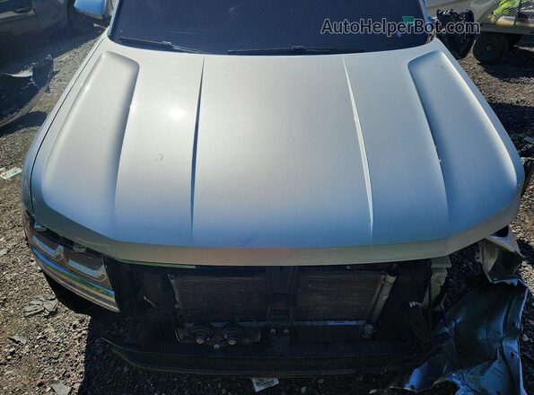 1V2NR2CAXKC505782 2019 VOLKSWAGEN ATLAS Silver Widok komory silnika