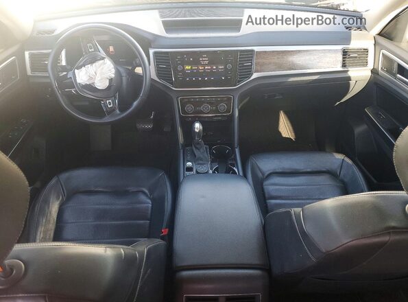 1V2NR2CAXKC530049 2019 VOLKSWAGEN ATLAS White Widok deski rozdzielczej