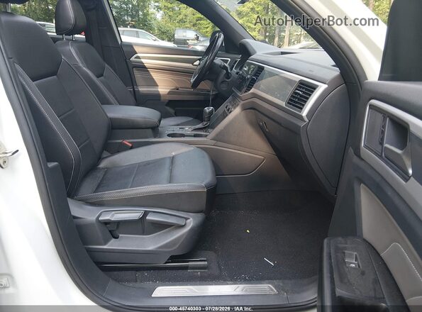 1V2PE2CA2MC212997 2021 VOLKSWAGEN ATLAS Белый Вид салона спереди