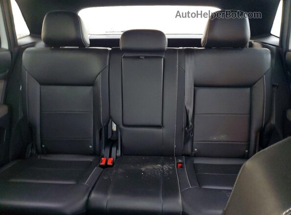 1V2PE2CA9MC237198 2021 VOLKSWAGEN ATLAS Белый Вид задних сидений