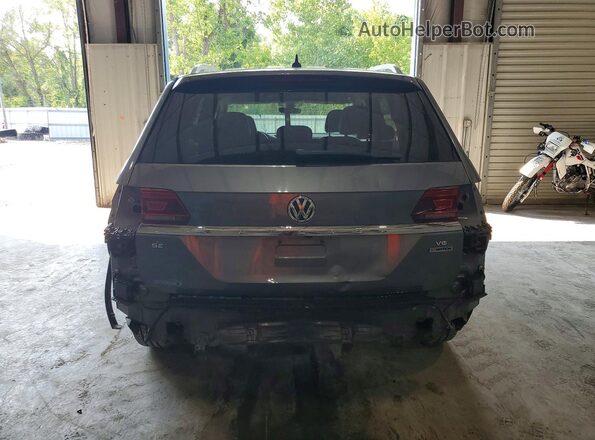 1V2PR2CAXJC556383 2018 VOLKSWAGEN ATLAS Gray Вид ззаду