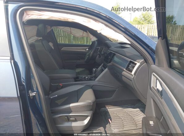 1V2RE2CA1LC226395 2020 VOLKSWAGEN ATLAS Dark Blue Front interior view
