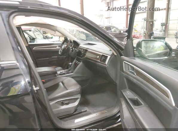 1V2RR2CA0JC530593 2018 VOLKSWAGEN ATLAS Черный Вид салона спереди