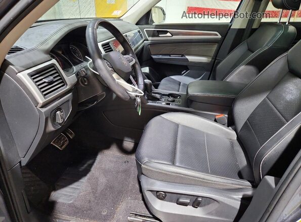 1V2RR2CA2MC550719 2021 VOLKSWAGEN ATLAS Серый Вид салона спереди