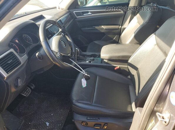 1V2RR2CA4JC580378 2018 VOLKSWAGEN ATLAS Gray Vista interior delantera