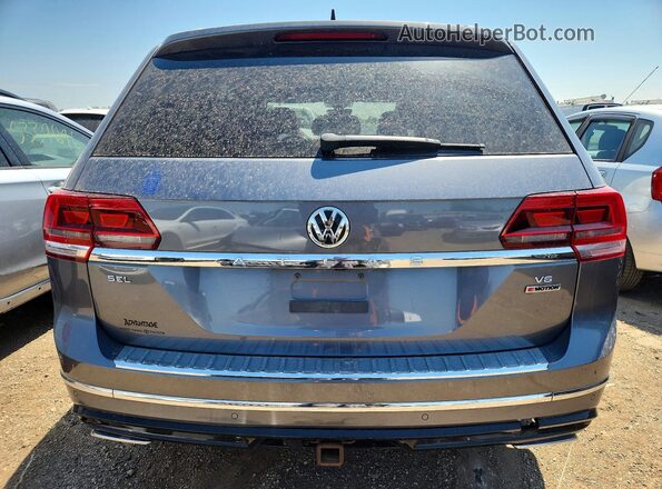 1V2RR2CA4JC580378 2018 VOLKSWAGEN ATLAS Gray Vista trasera