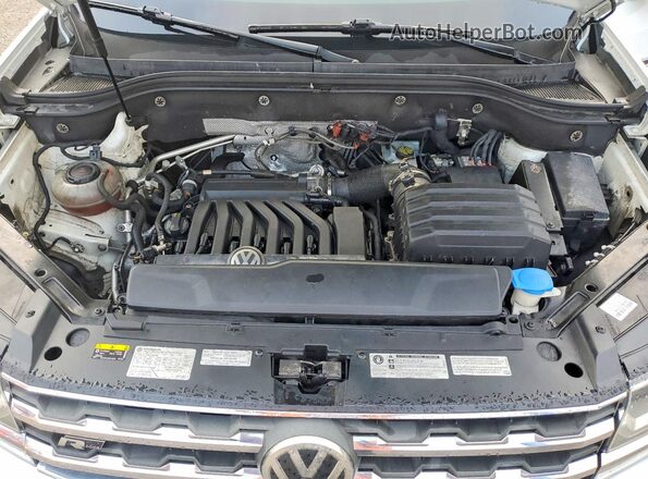 1V2RR2CA7JC578804 2018 VOLKSWAGEN ATLAS White Widok komory silnika