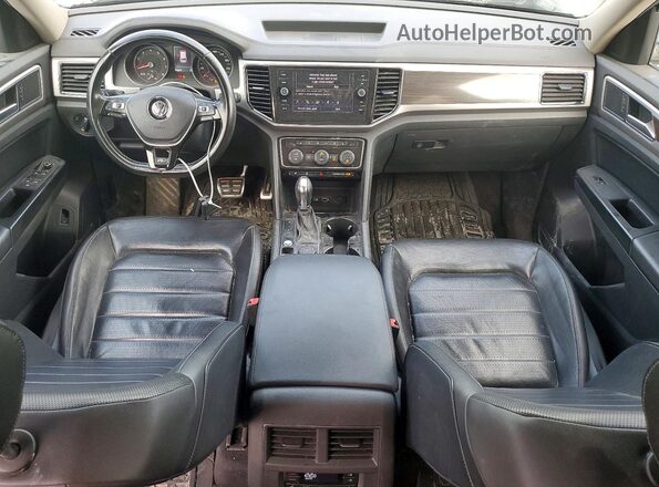 1V2RR2CA7JC578804 2018 VOLKSWAGEN ATLAS White Widok deski rozdzielczej
