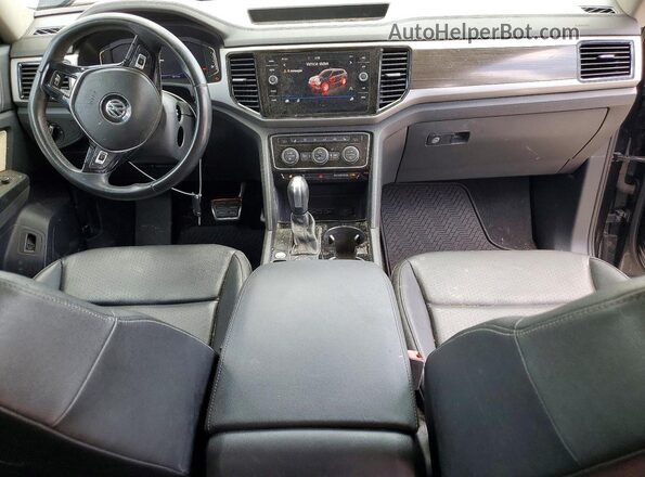 1V2RR2CA7LC504317 2020 VOLKSWAGEN ATLAS Black Vista del salpicadero