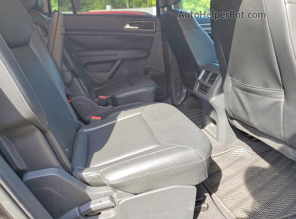 1V2RR2CA8KC586010 2019 VOLKSWAGEN ATLAS Black Rear interior view