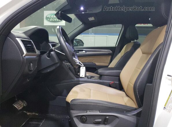 1V2SC2CA9PC222673 2023 VOLKSWAGEN ATLAS White წინა სალონის ხედი