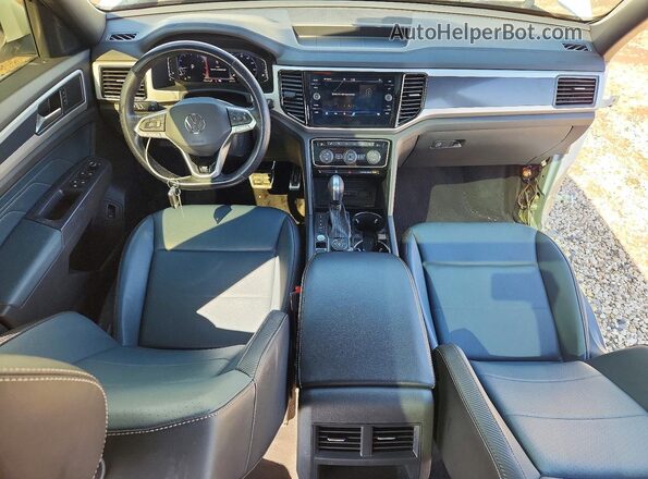 1V2SE2CA7MC233578 2021 VOLKSWAGEN ATLAS White Widok deski rozdzielczej