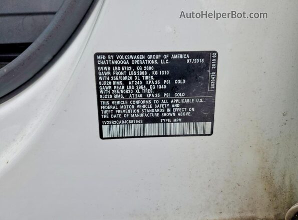 1V2SR2CA9JC587943 2018 VOLKSWAGEN ATLAS Белый Вид подкапотного пространства