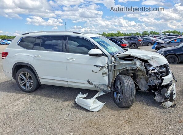 1V2TR2CA2JC575752 2018 VOLKSWAGEN ATLAS White Przód prawy
