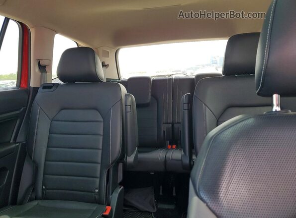 1V2TR2CA3MC520912 2021 VOLKSWAGEN ATLAS Red Vista de los asientos traseros