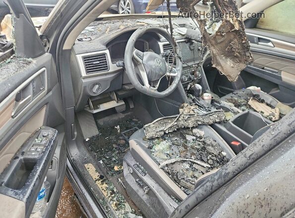 1V2TR2CA5MC540093 2021 VOLKSWAGEN ATLAS Пожар Вид панели приборов